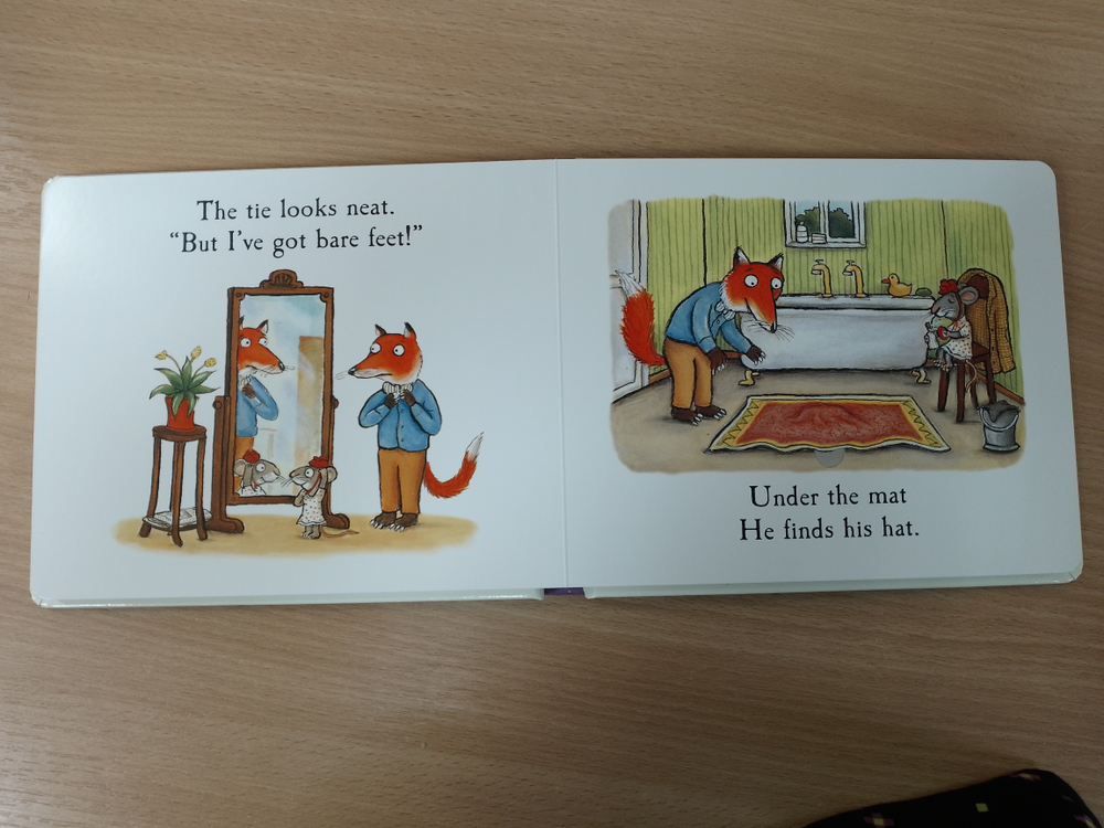 Tales from Acorn Wood: Fox's Socks (board book)