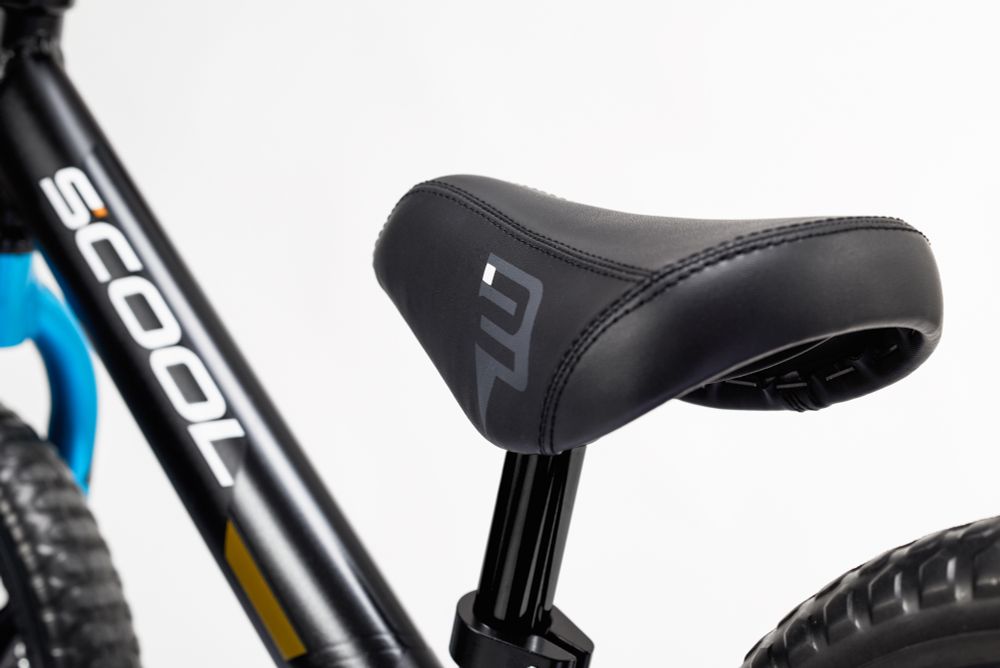 Беговел Scool pedeX race light