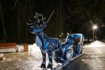 новогодняя конструкция "Олень с санями" со светодиодной подсветкой