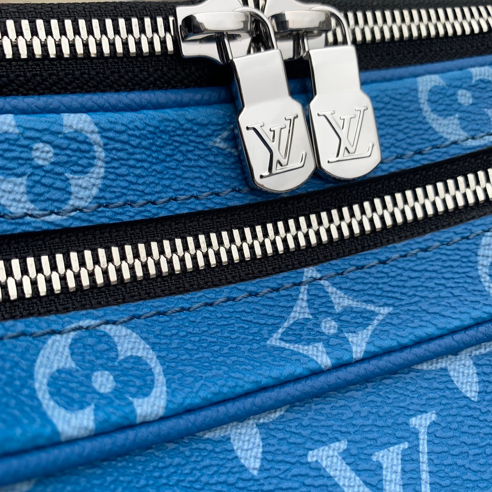 Louis Vuitton Alpha Messenger