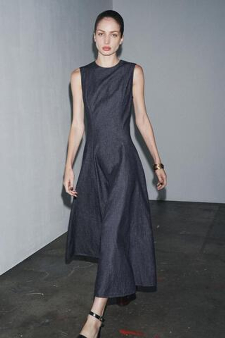 ZARA ДЖИНСОВОЕ ПЛАТЬЕ МИДИ — ZW COLLECTION, ТЕМНЫЙ ИНДИГО