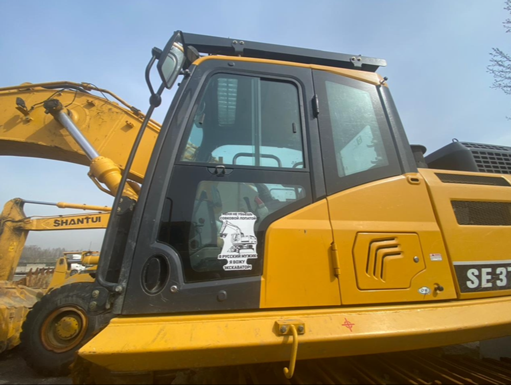 SHANTUI SE* Экскаватор SE370LC (Дизельный, 8,9 л, 248 л.с., АТ)