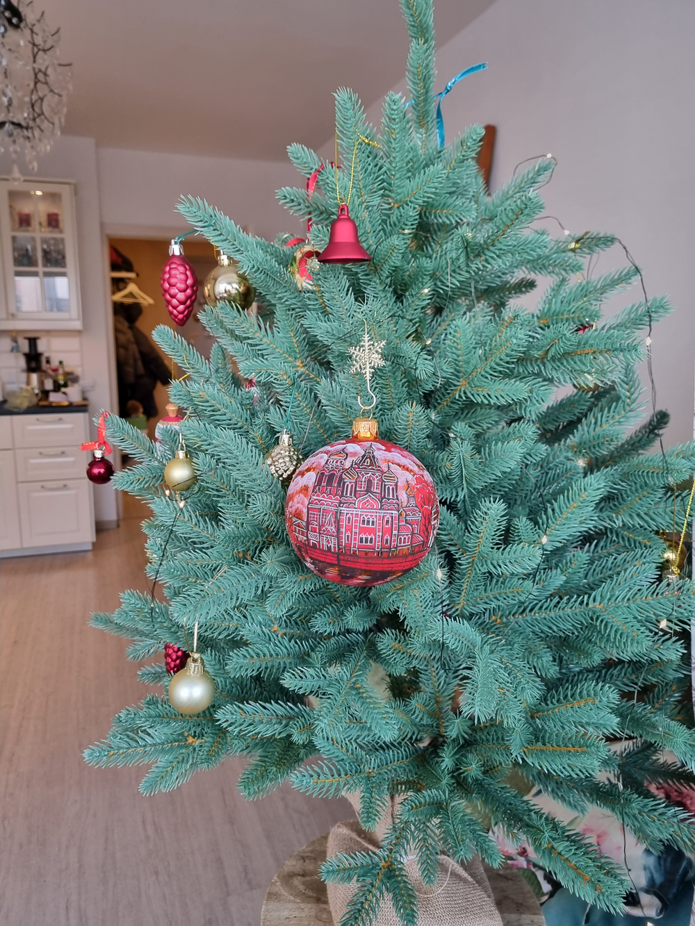 Шар стеклянный "Спас на крови",  ручная роспись