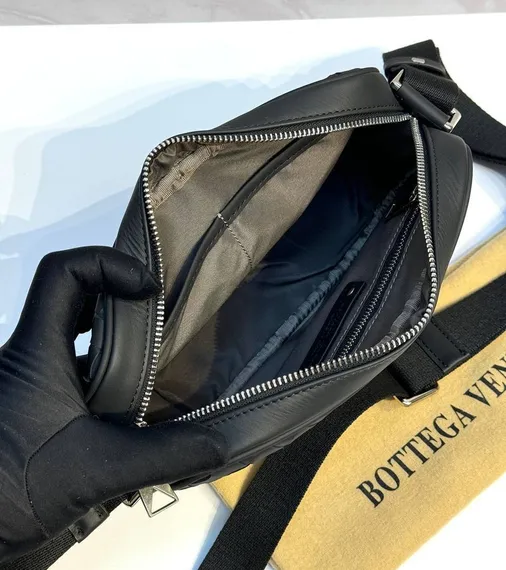 Сумка через плечо Bottega Veneta черный
