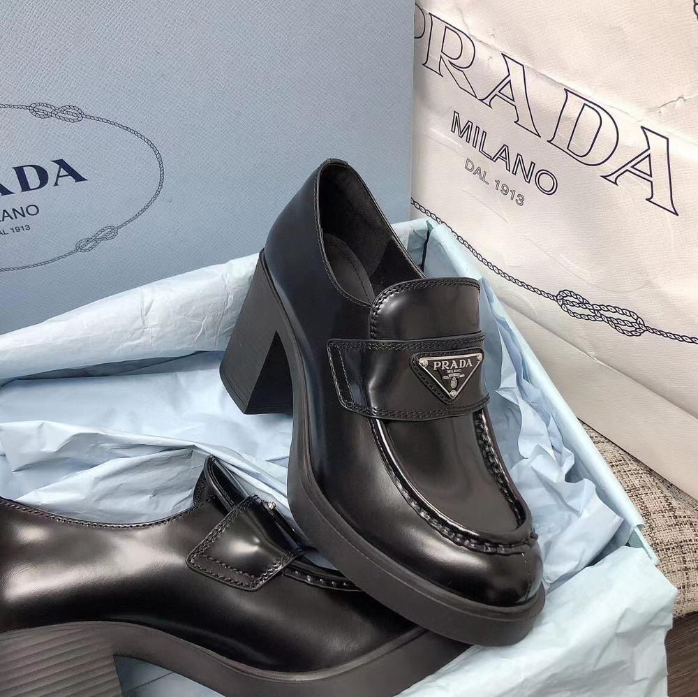 Ботинки Prada