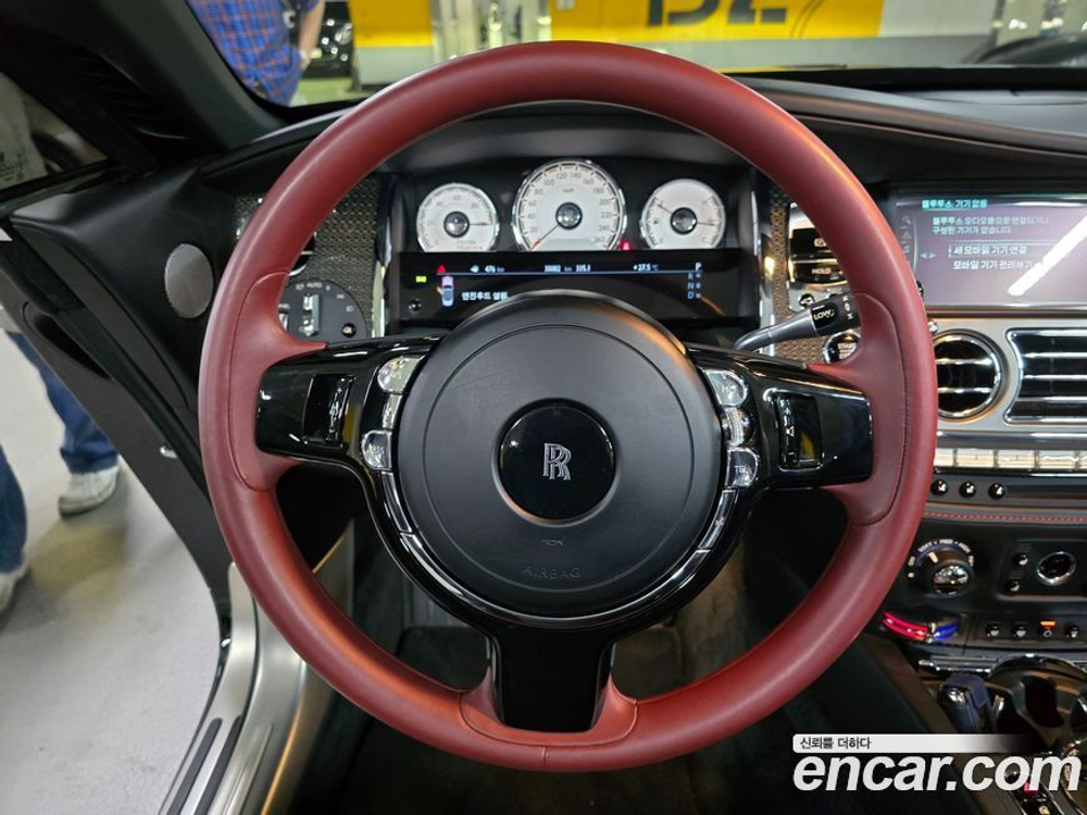 Rolls-Royce Dawn 6.6 V12 Черный Badge (06.2020)