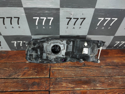 Фара правая LED Volkswagen Touareg 3 Оригинал целая 761941036B