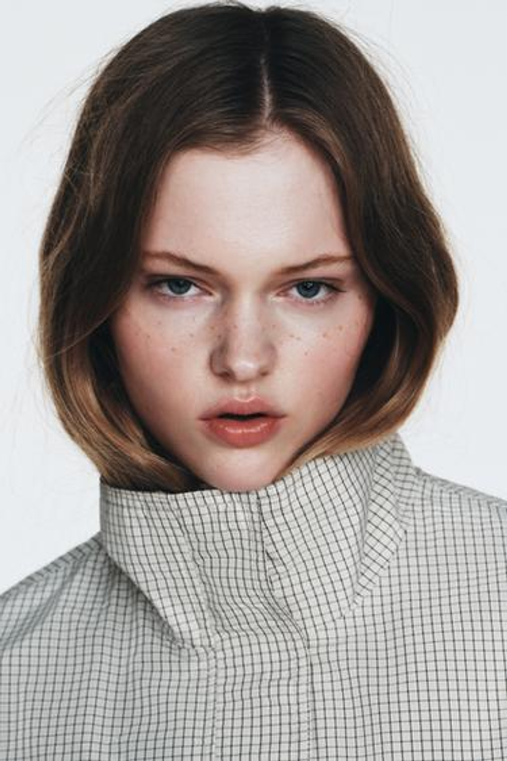 Нейлоновая куртка с каре - ZARA