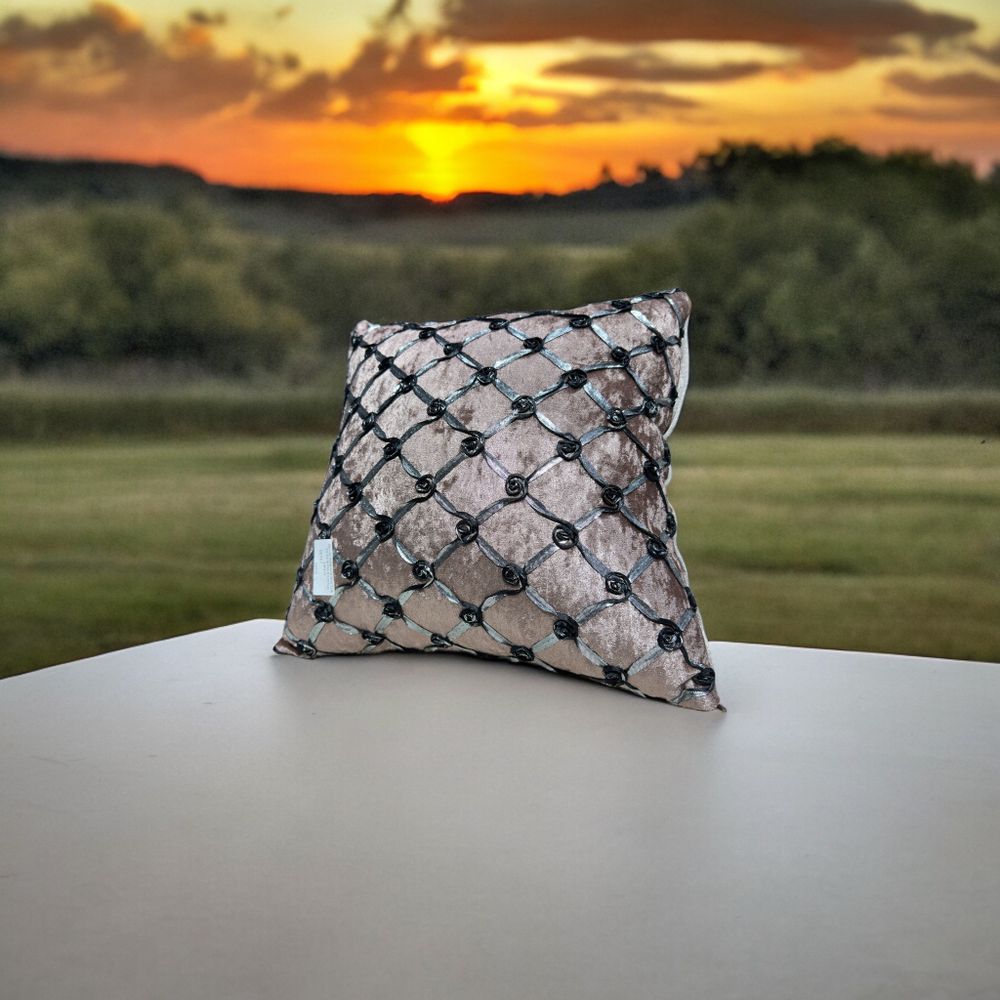 Декор подушка ВОСТОК 55/55