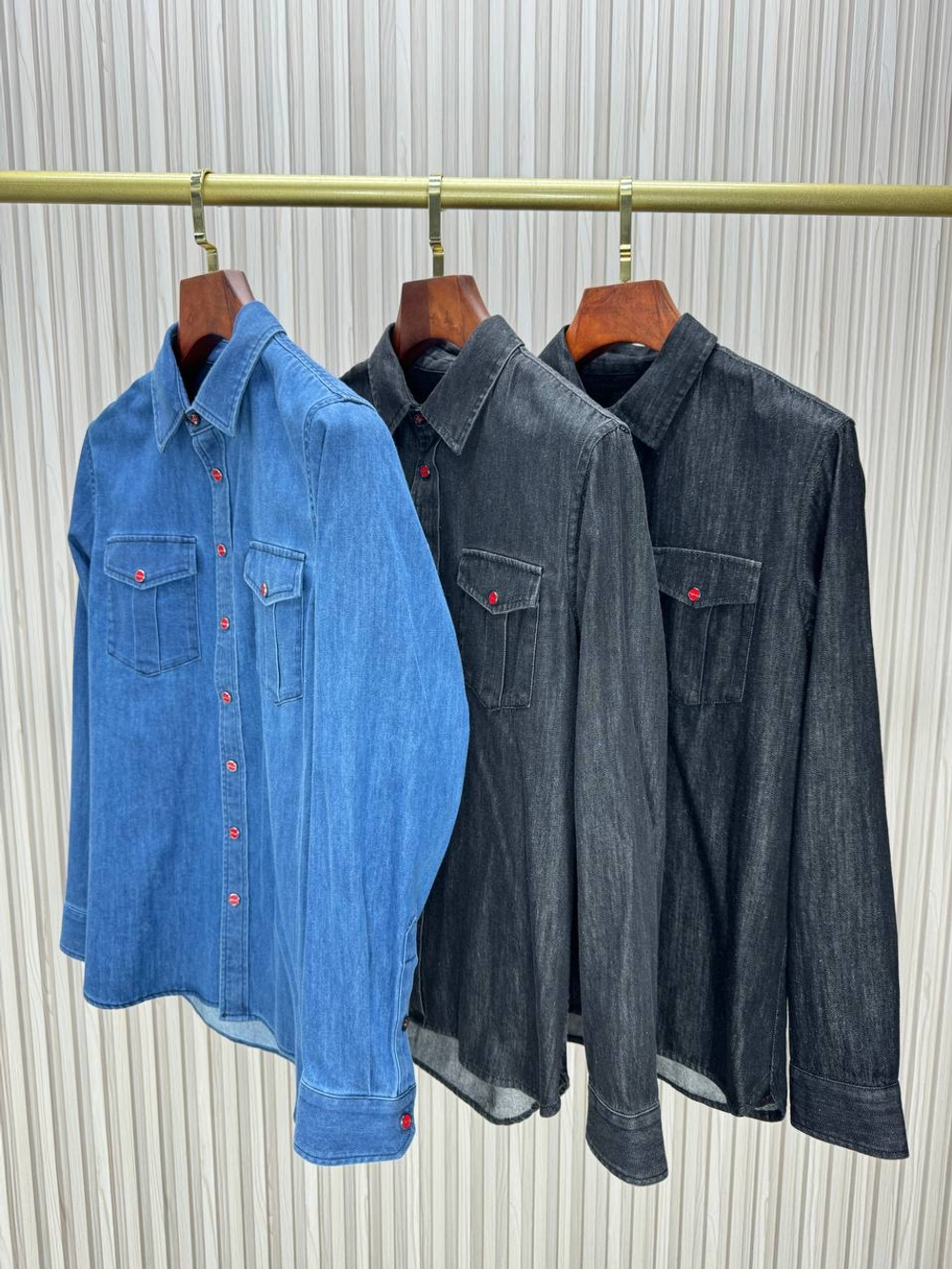 Джинсовый костюм Kiton