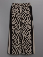 Костюм для девочки на осень