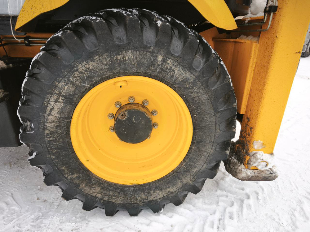 ACE TLB95 Экскаватор-погрузчик TLB95 (Дизельный, 3,9 л, 96 л.с., АТ)