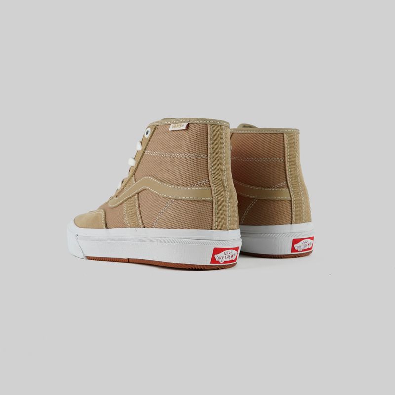 Кеды Vans Gilbert Crockett High Pro артикул:VA5HER3BW - купить в магазине Дайс