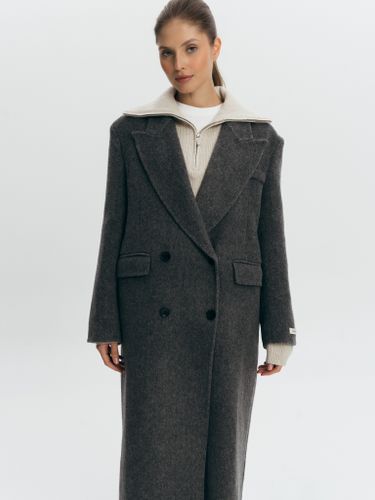 Двубортное пальто
