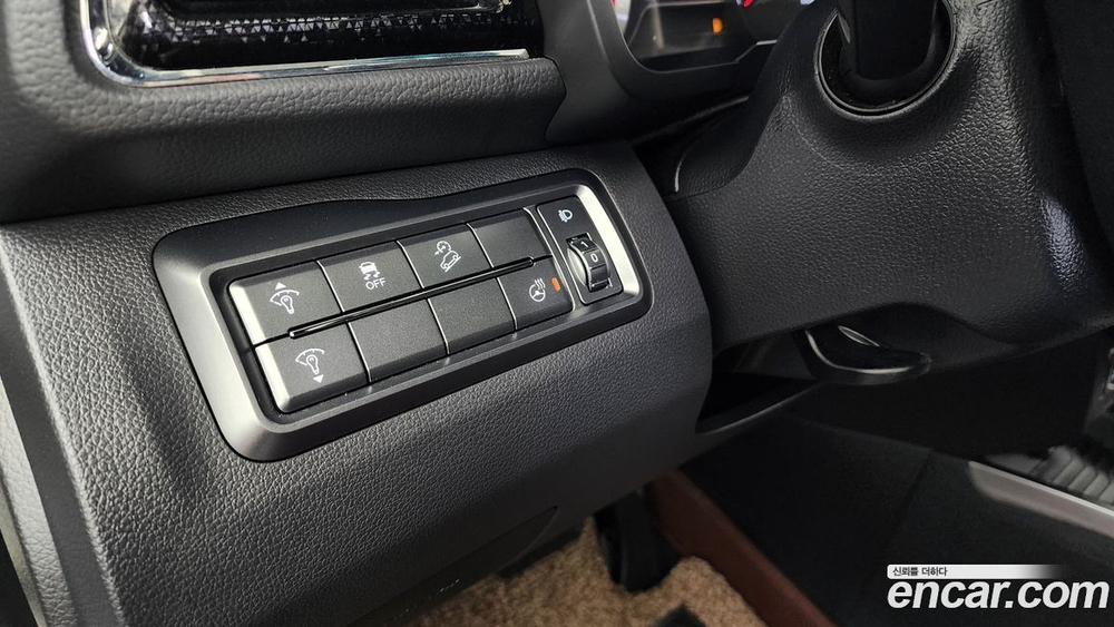 KG Mobility (Ssangyong) Very New Tivoli Бензин 1.5 2WD (09.2019)