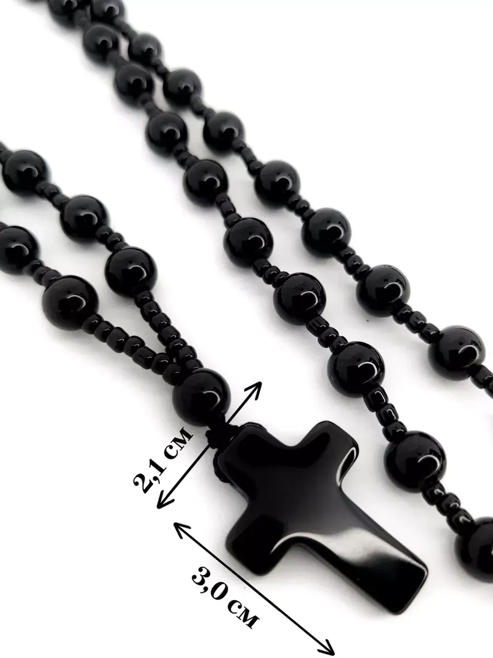 Длинные бусы на шею с крестом из черного агата (имитация)
