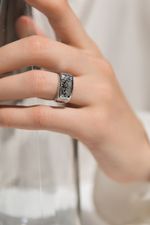 Кольцо 7 Crystals с топазом и шпинелью