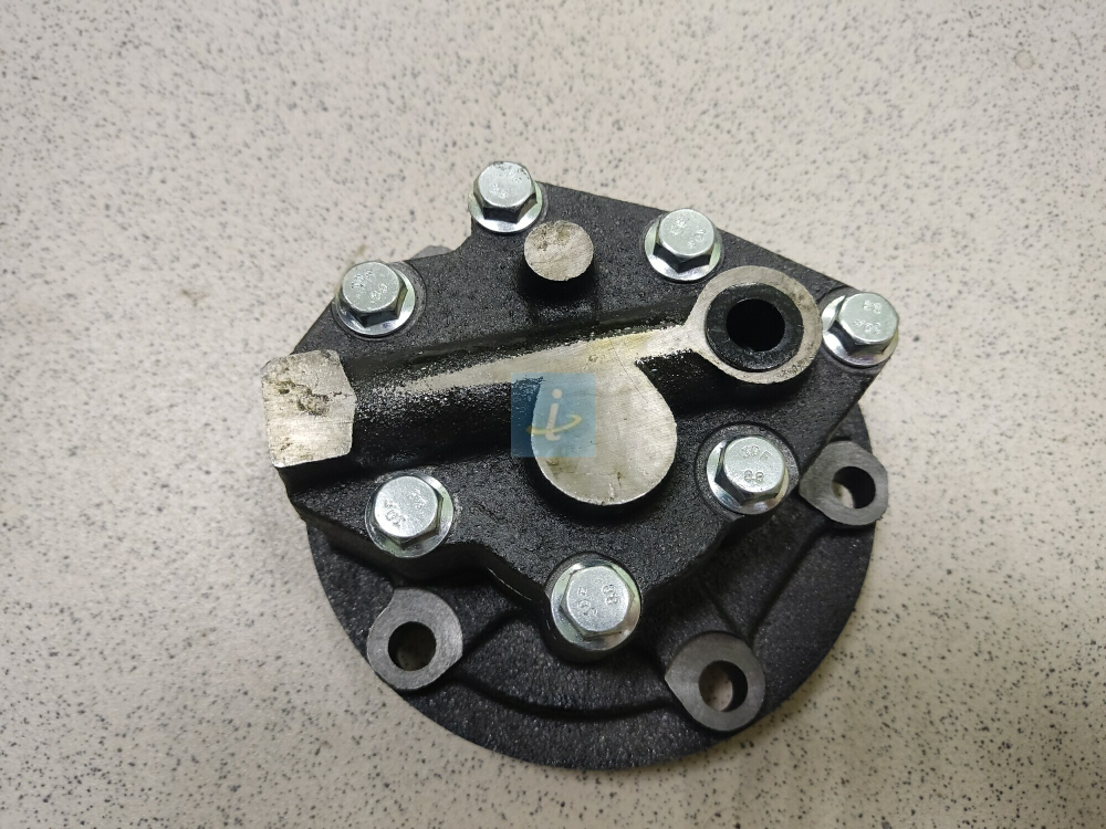 Насос масляный КПП 2381 336.1704010-10