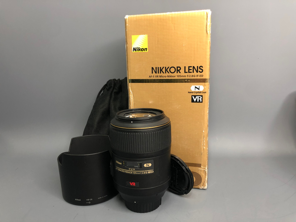 Nikon 105mm 2.8G IF-ED AF-S VR Micro-Nikkor