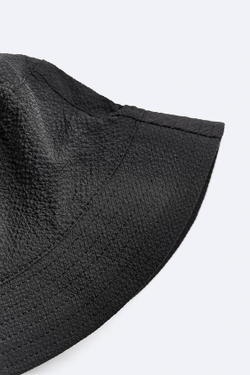 ZARA ПАНАМА С РЕЛЬЕФНЫМ УЗОРОМ, ЧЕРНЫЙ