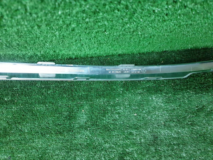 Молдинг заднего бампера правый VW Passat B8 (2014-2020)