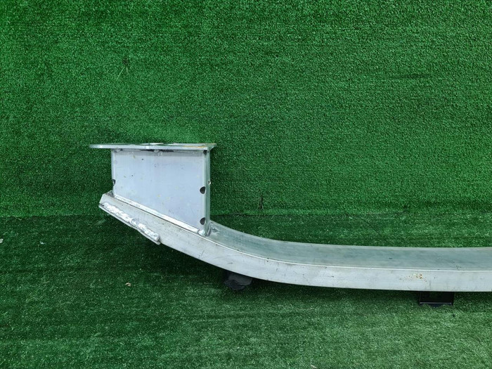 Усилитель передний Omoda C5 (2022-н.в.)