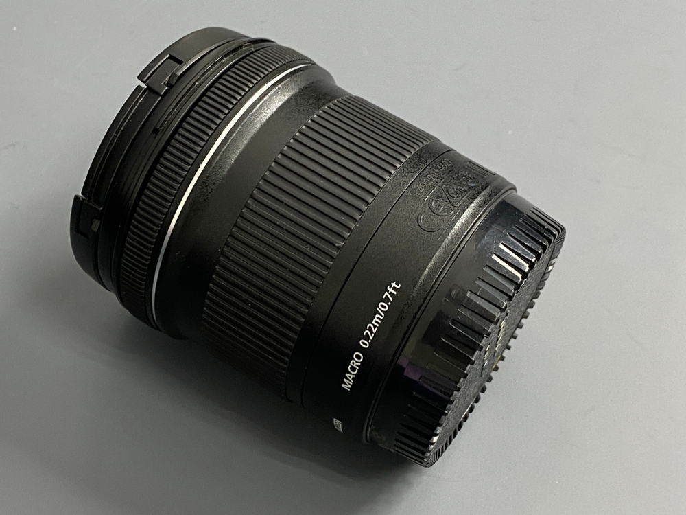 Canon EF-S 10-18mm 4.5-5.6 IS STM
