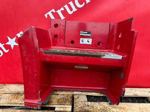 Корпус подножек правый