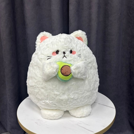 Кошка с авокадо