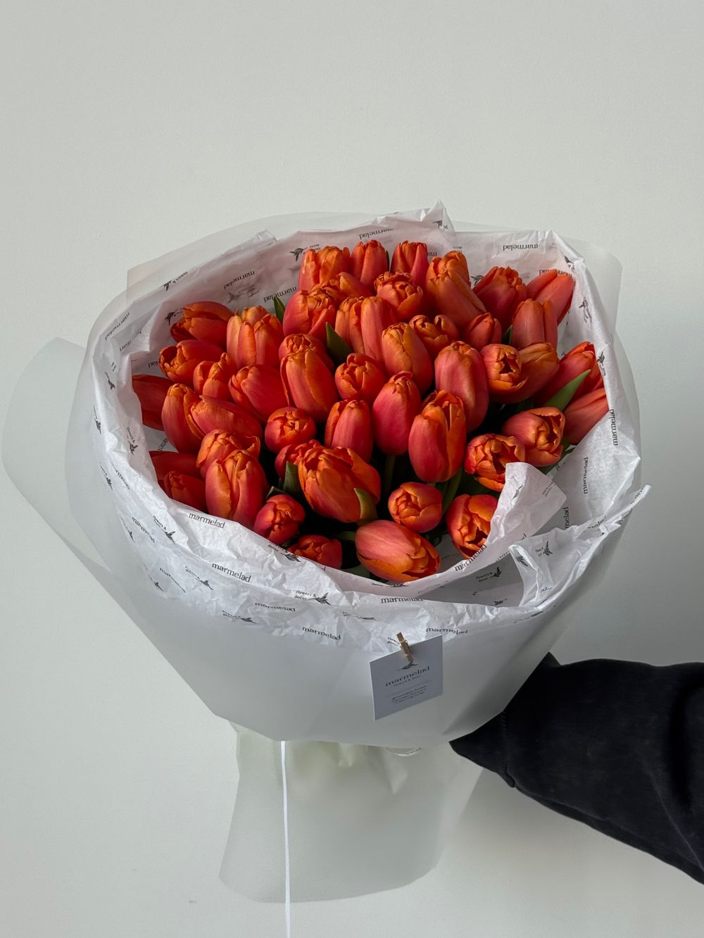 Букет из 51 оранжевого тюльпана