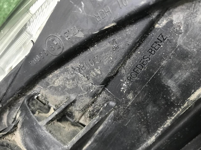 Фара левая Mercedes Sprinter W910 (19-нв) галоген