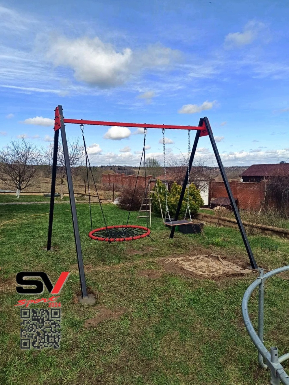 Монтаж уличных качелей Sv Sport