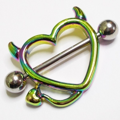 Штанга для пирсинга сосков с украшением Коварное сердце. Медицинская сталь. Радужное (бензинка)1 шт.
