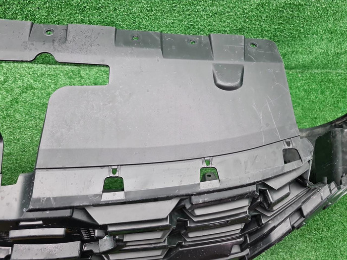 Бампер передний Lada Vesta (2022-н.в.) Cross