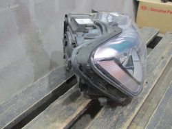 Фара правая BMW X3 (F25) 14-17 Б/У Оригинал 740001805