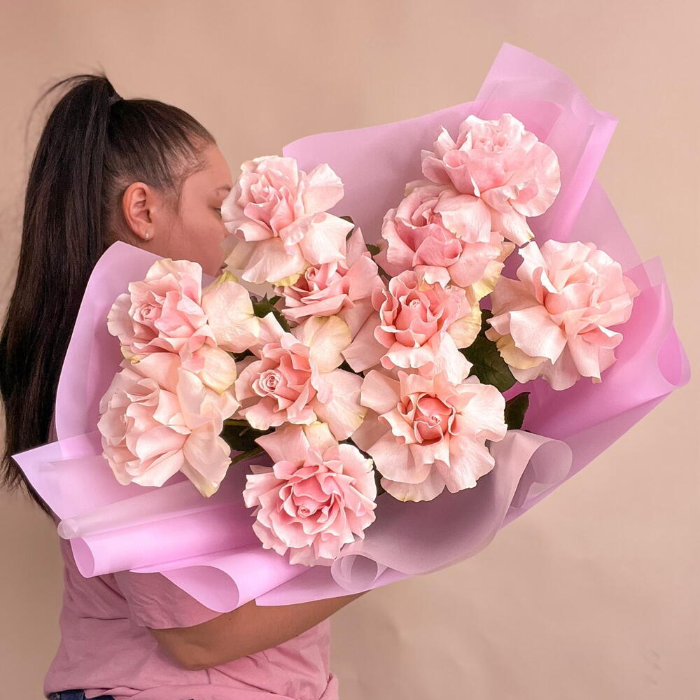 Розовые французские розы 11 шт