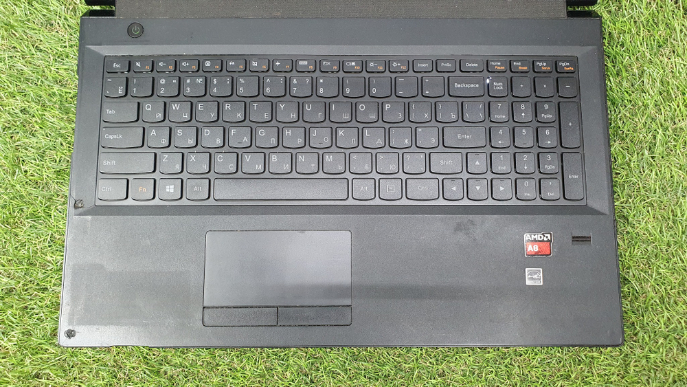 Ноутбук Lenovo A8/8 Gb/Radeon R5 1 Gb