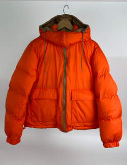 Пуховик Uniqlo & JW Anderson