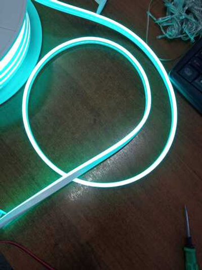 Гибкий неон 6х12 мм, 12V, SMD2835, 110Led/m, IP67, рез 10 мм, Бирюзовый