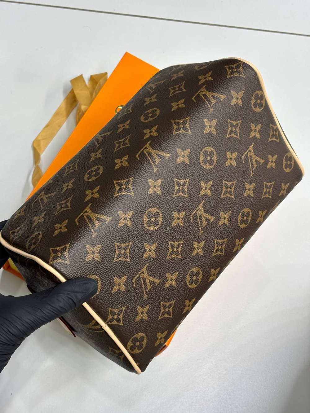 Косметичка Louis Vuitton