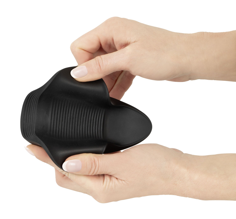 Черный мастурбатор с гибкими крылышками