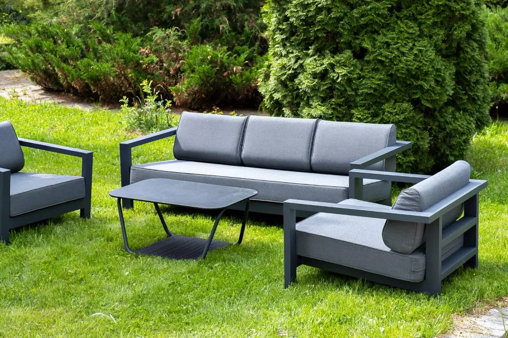 "Гранада" лаунж-зона из алюминия со столиком из HPL