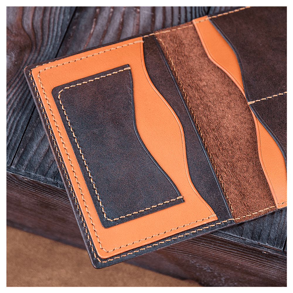 Кожаная обложка на паспорт «Сохатый»