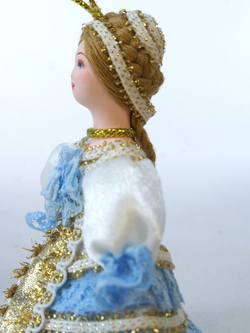 Кукла-подвеска Дама в бальном платье.