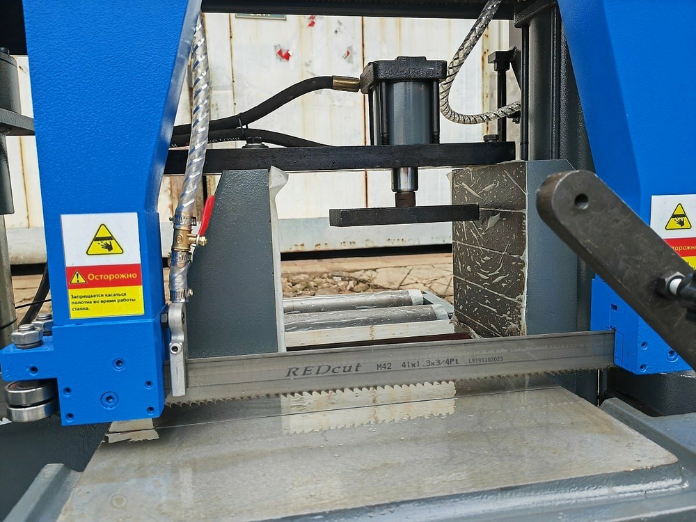 Ленточнопильный станок для резки металла под углом 90° MetalTec BS 400 CH