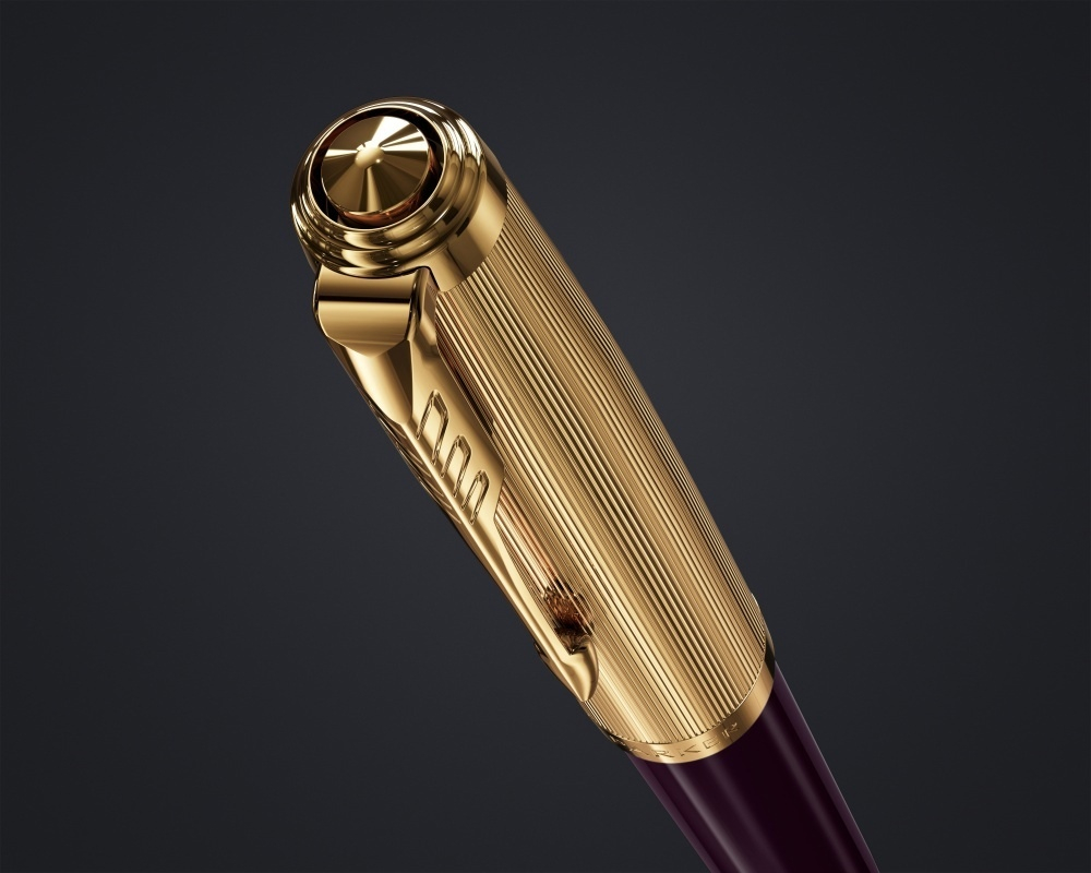 Шариковая ручка Parker 51 DELUXE PLUM GT, цвет чернил черный