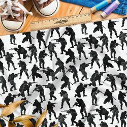 Ткань муслин чёрный силуэт спецназовцев на белом фоне