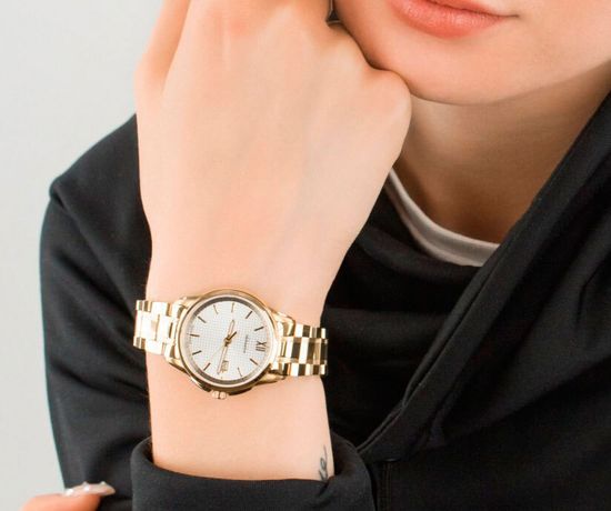 Женские швейцарские часы Adriatica A3190.1163Q