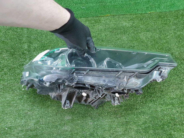 Фара правая BMW 3er F30 F31 (2011-2016) ксенон