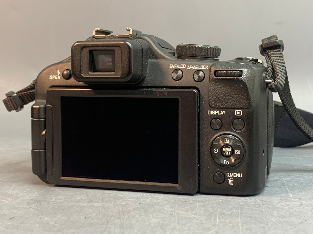 Leica V-LUX 3 Без Зу